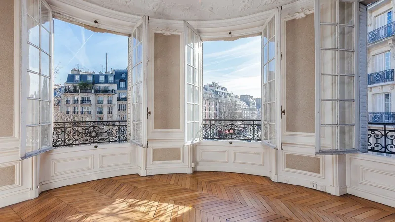 Immeuble parisien : congé pour reprise du bailleur